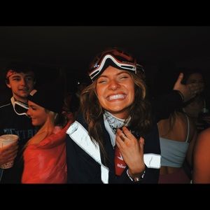 Meet your Posher, Emily